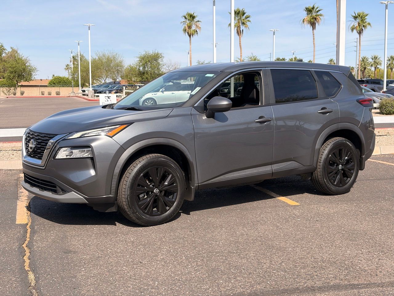 2023 Nissan Rogue SV FWD's photo