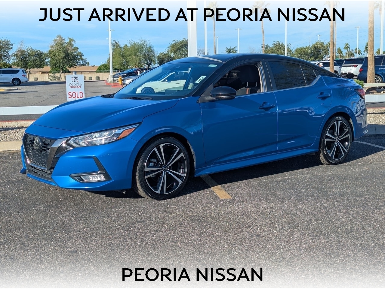 2022 Nissan Sentra SR's photo