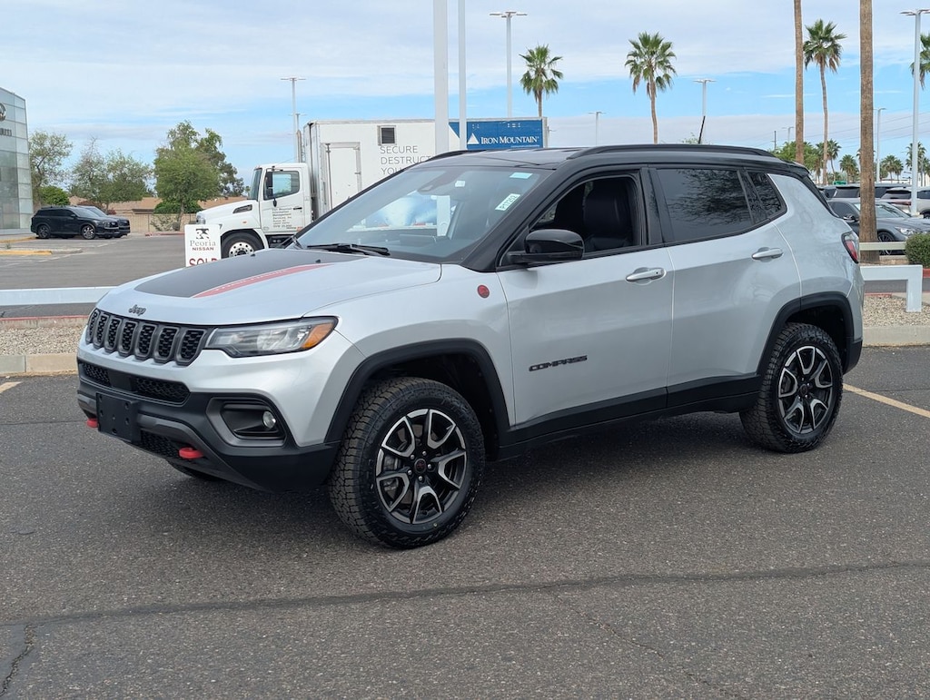 Used 2025 Jeep Compass Trailhawk SUV