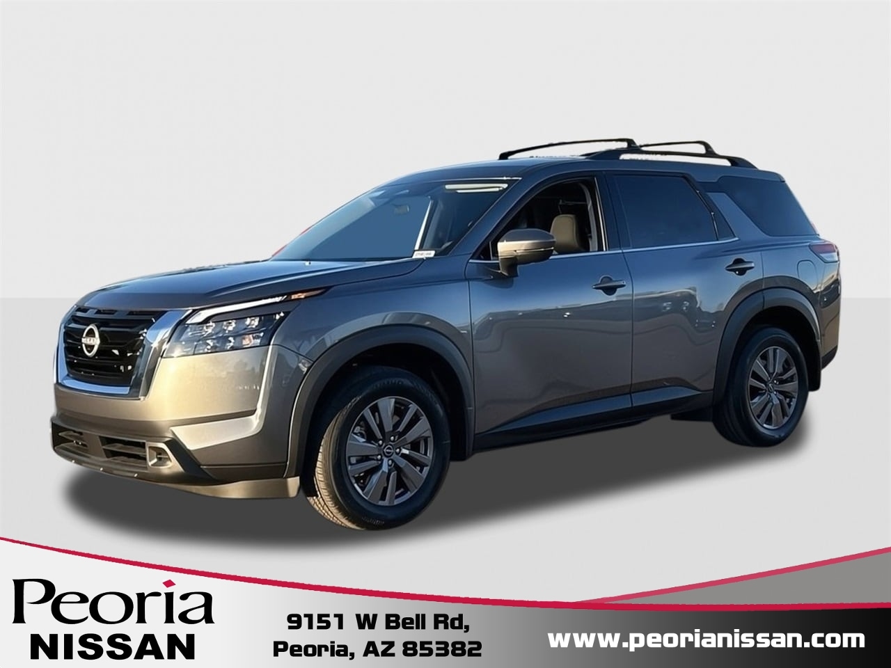 2025 Nissan Pathfinder SV's photo