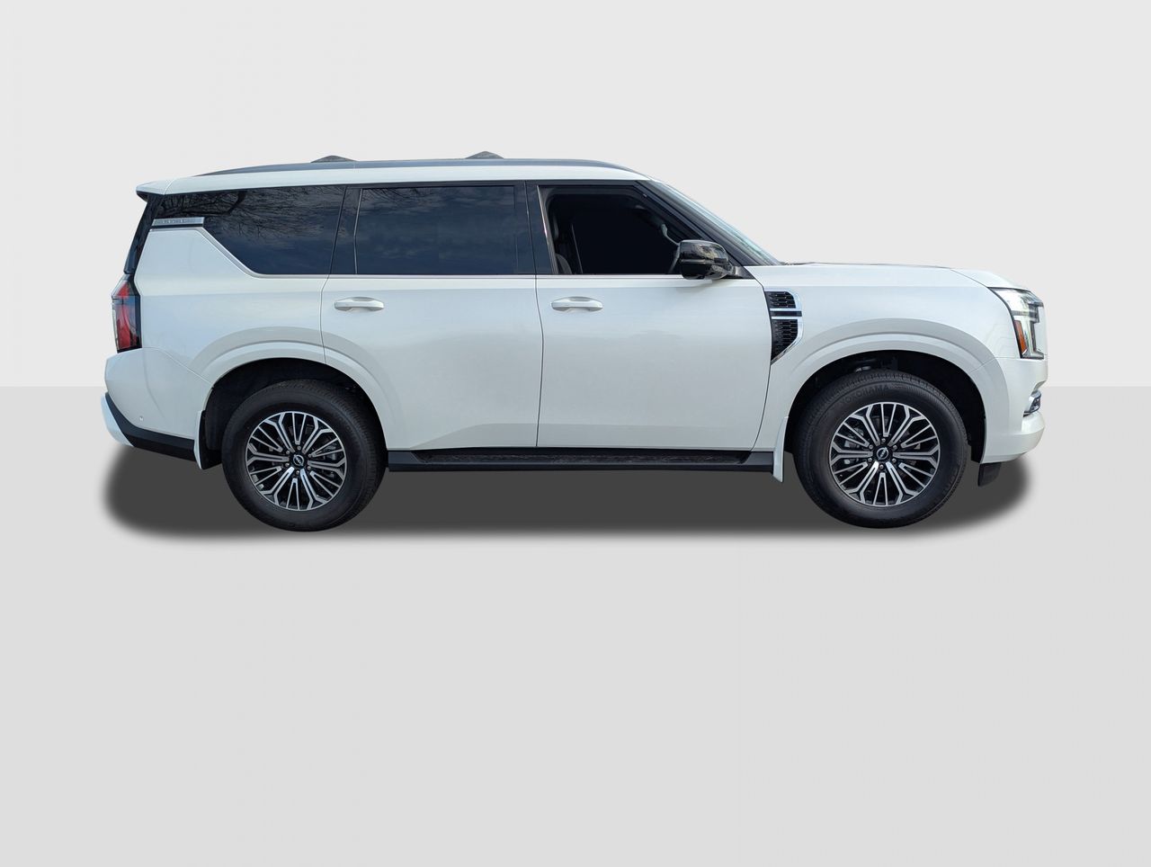 2025 Nissan Armada SL - Photo 6