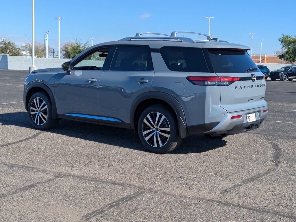 New 2025 Nissan Pathfinder Platinum SUV