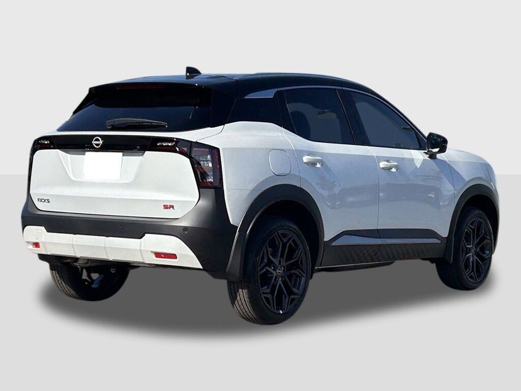 New 2026 Nissan Kicks SR SUV