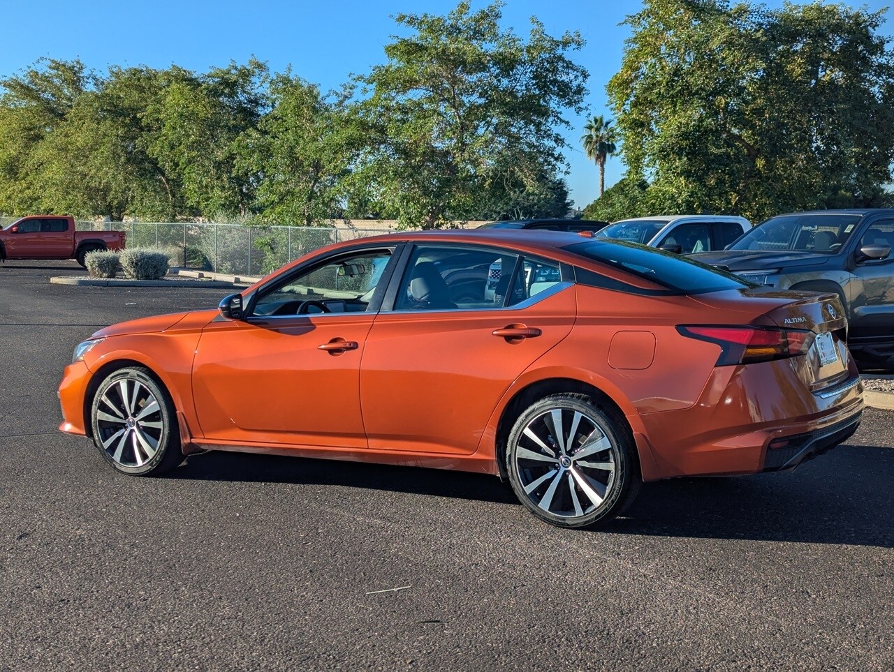 2022 Nissan Altima 2.5 SR photo 4