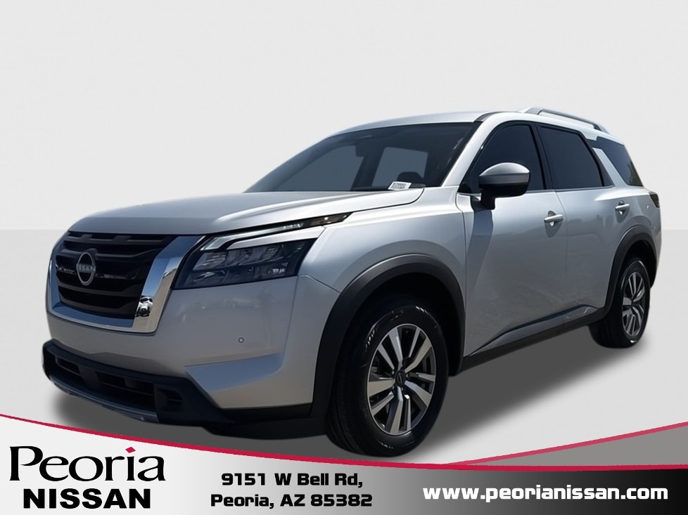 2025 Nissan Pathfinder SL