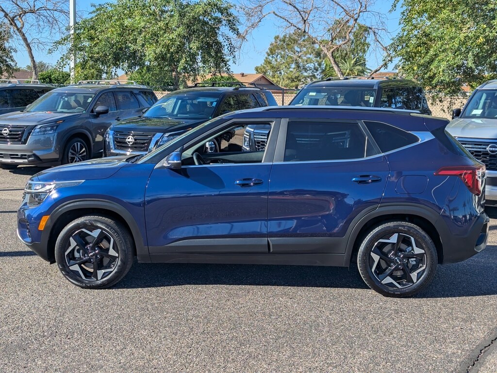 Used 2024 Kia Seltos EX SUV