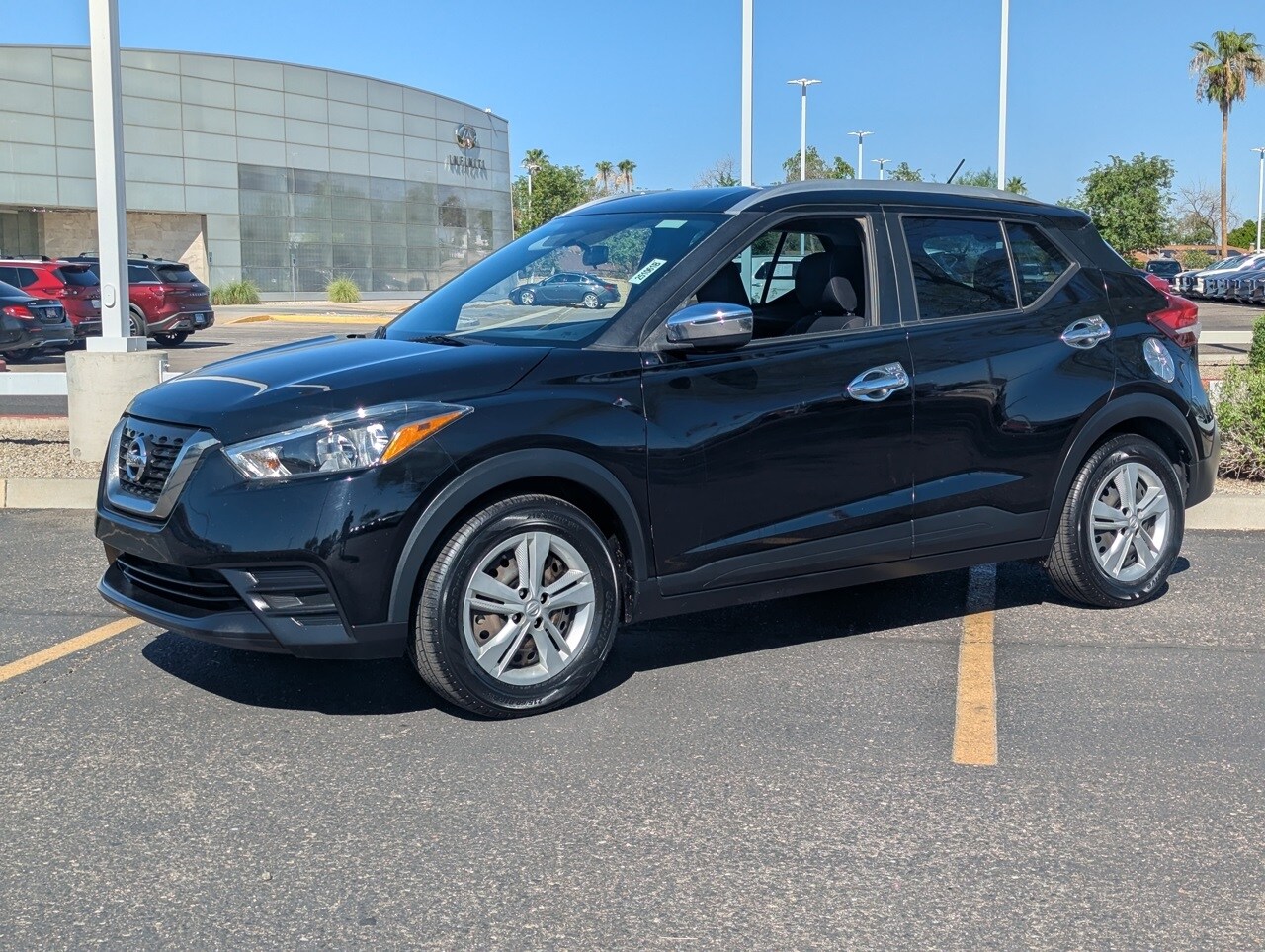 Used 2018 Nissan Kicks S with VIN 3N1CP5CUXJL541035 for sale in Peoria, AZ