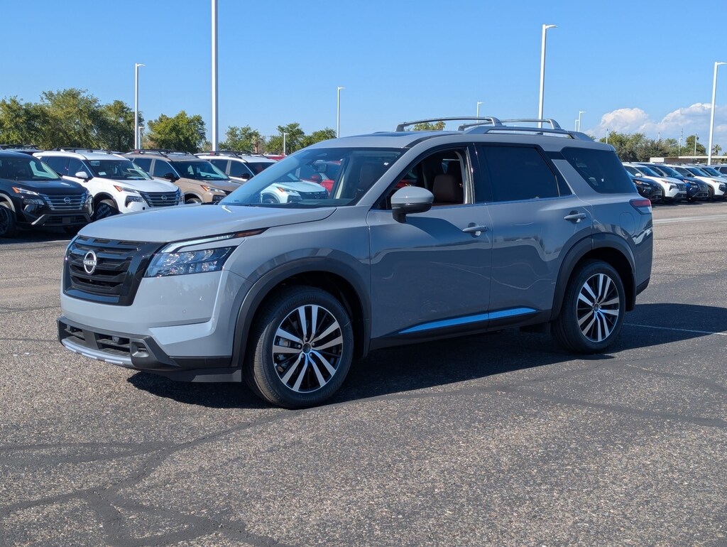 New 2025 Nissan Pathfinder Platinum SUV
