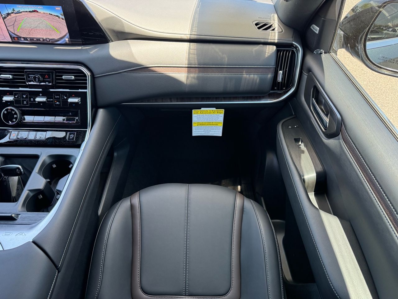 2025 Nissan Armada SL - Photo 26