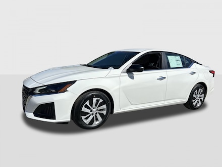 2025 Nissan Altima S Sedan