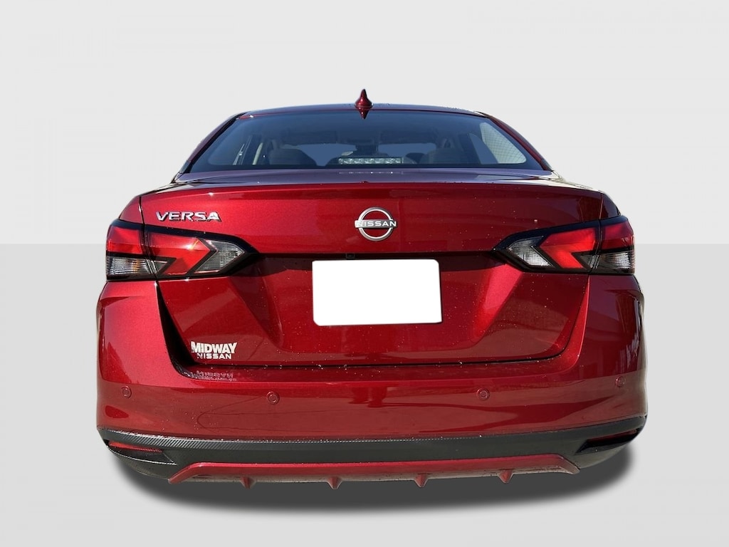 New 2025 Nissan Versa 1.6 SV Sedan