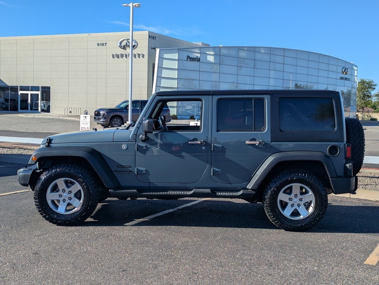 2014 Jeep Wrangler Unlimited Sport photo 3