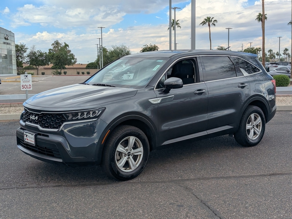 Used 2023 Kia Sorento LX SUV