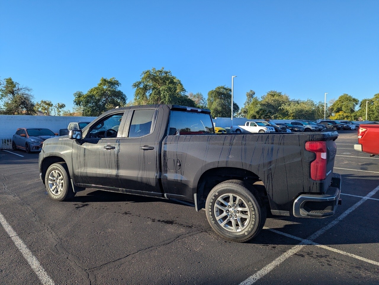 2020 Chevrolet Silverado 1500 LT photo 4
