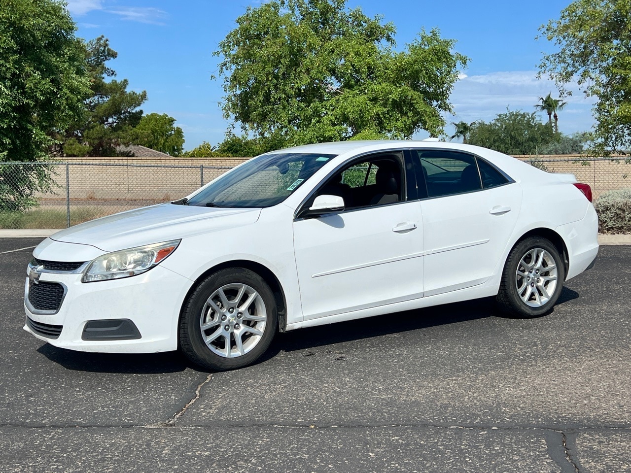 Used 2015 Chevrolet Malibu 1LT with VIN 1G11C5SL9FU149033 for sale in Peoria, AZ