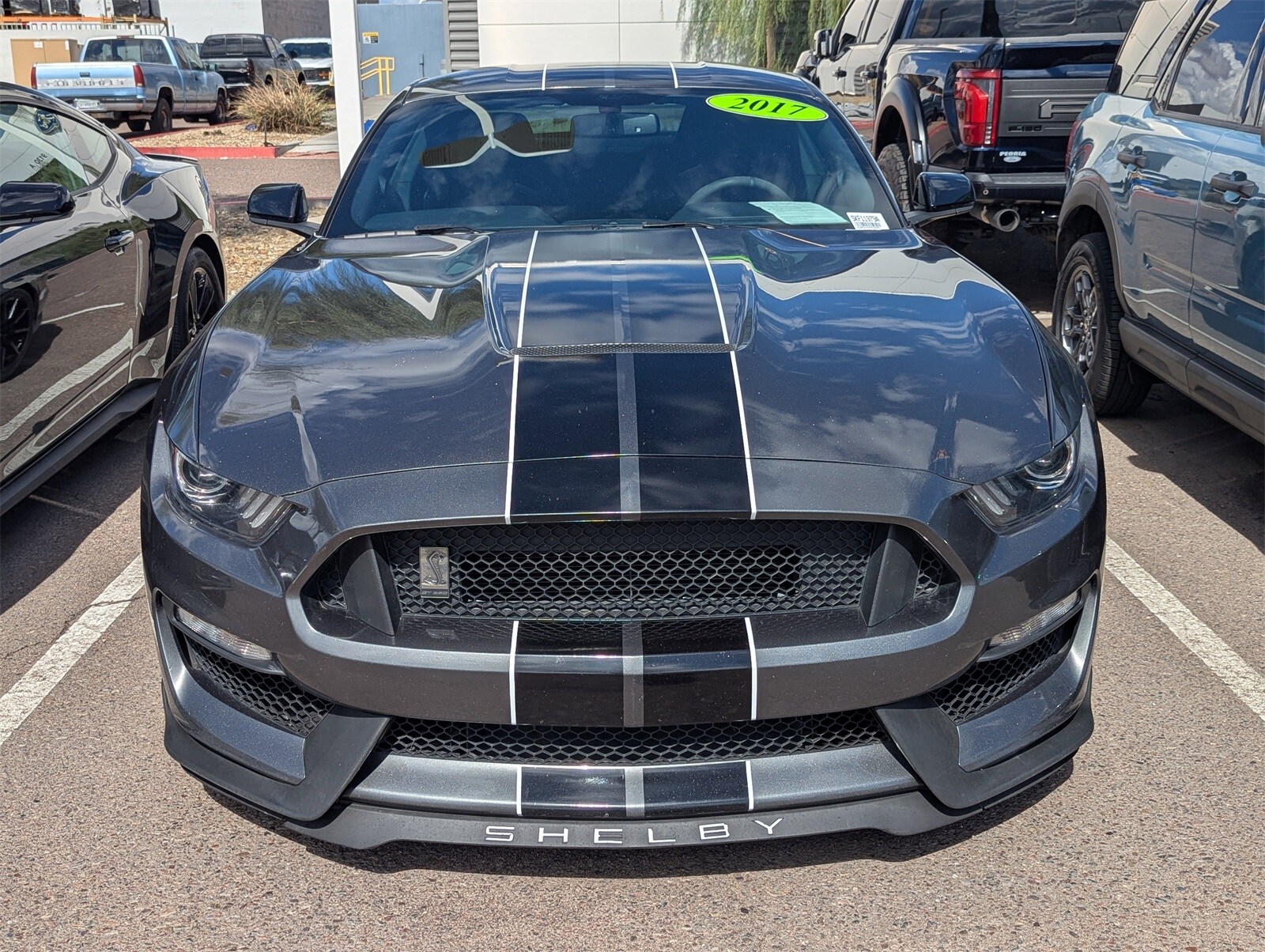 2017 Ford Mustang Shelby GT350 photo 2