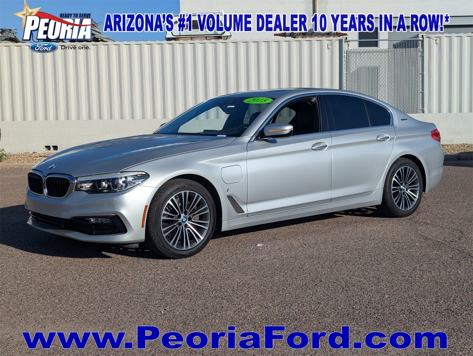 2018 BMW 5 Series 530e's photo