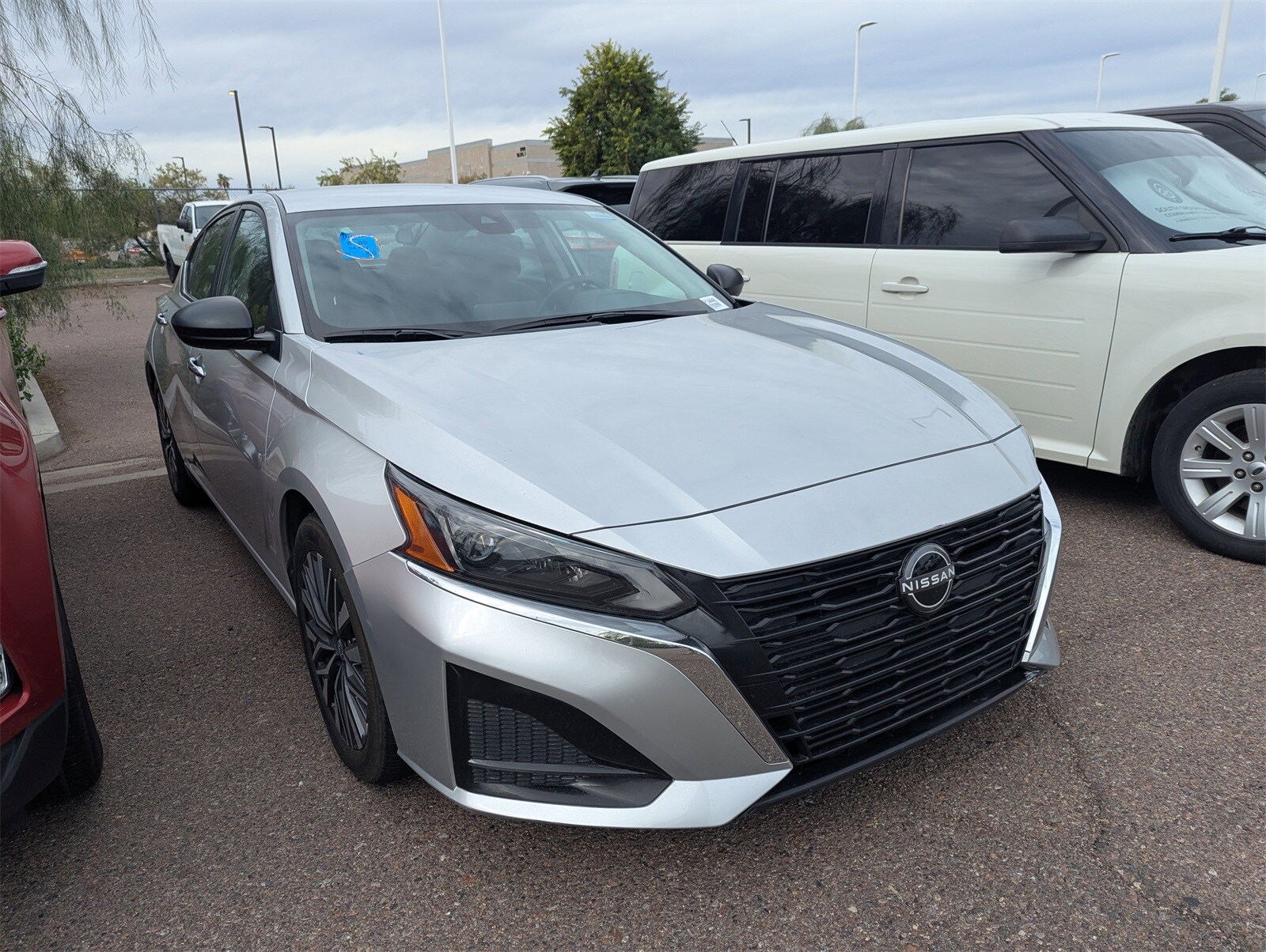 2024 Nissan Altima 2.5 SV photo 3