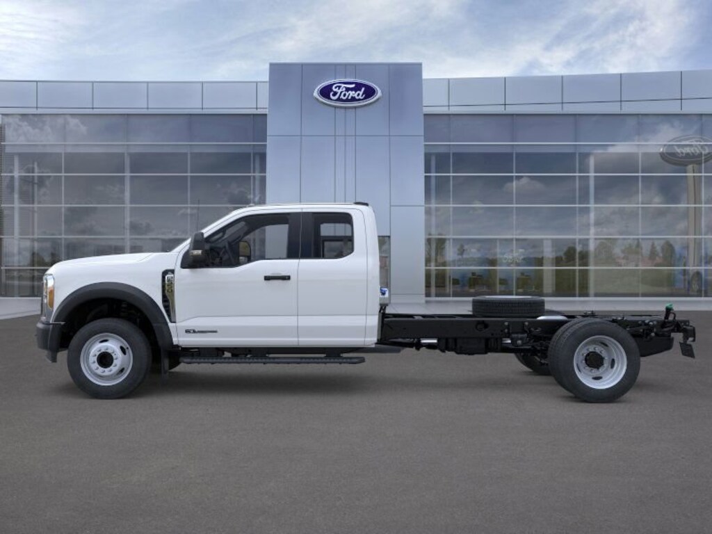 New 2025 Ford F-550 Chassis