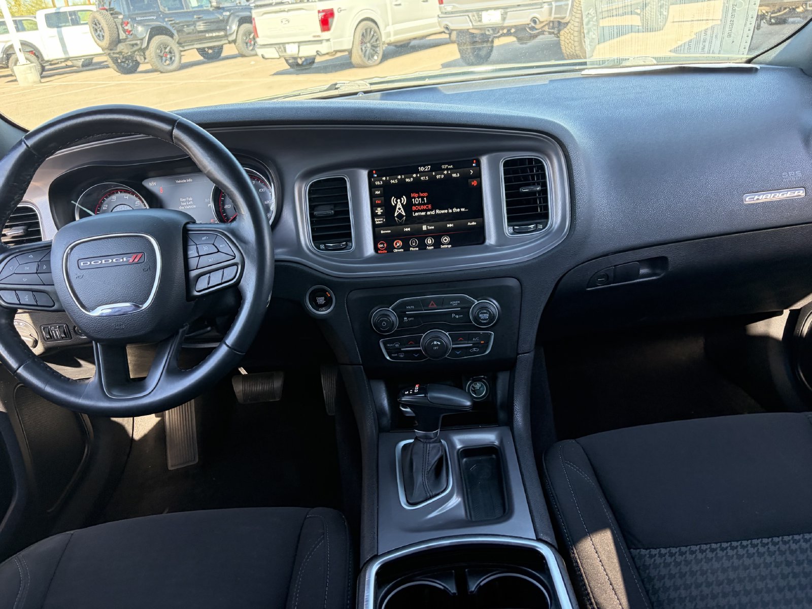 Photo 18