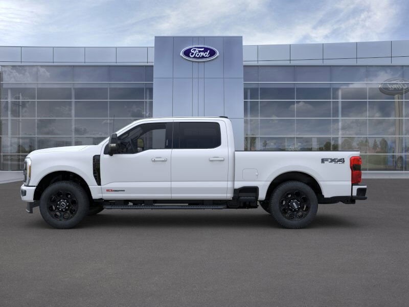 2025 Ford F-250 Lariat photo 3