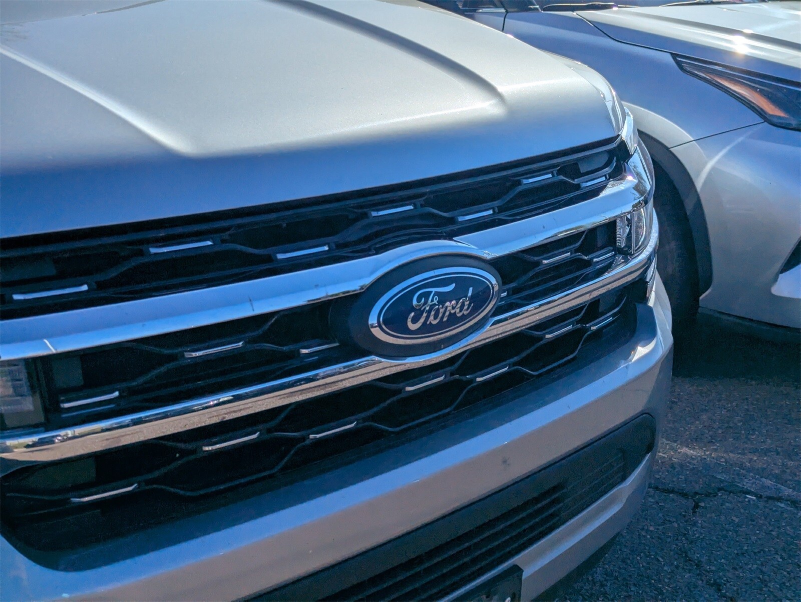 2024 Ford Expedition Limited photo 4