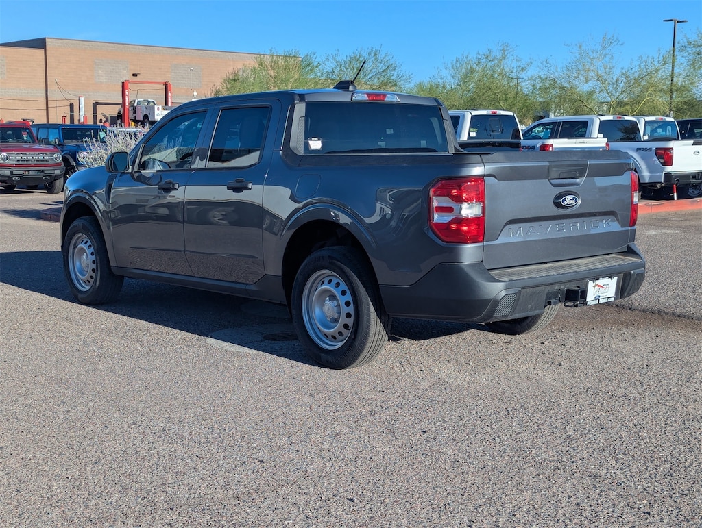 New 2025 Ford Maverick XL Truck SuperCrew