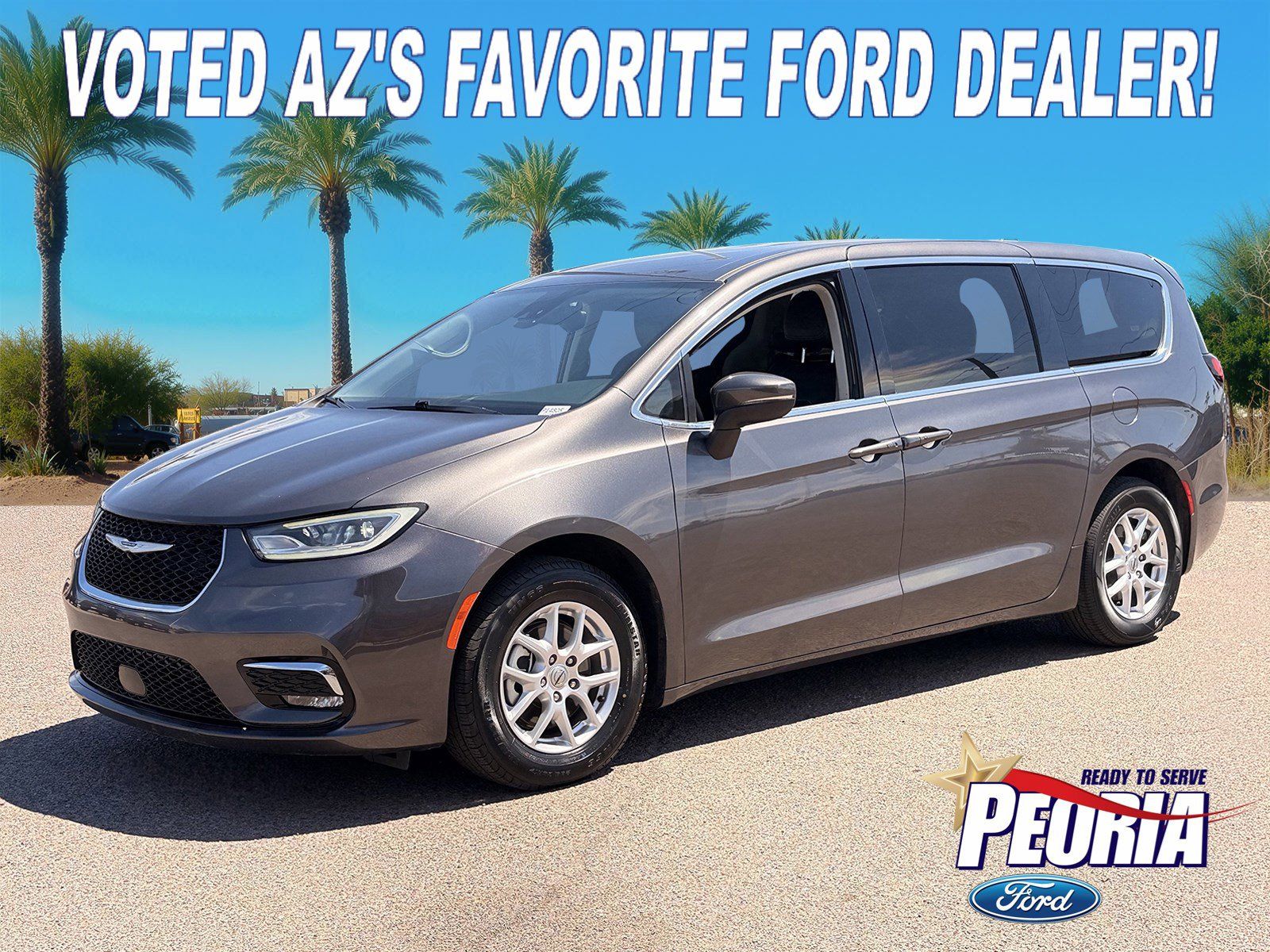 2023 Chrysler Pacifica Touring L's photo