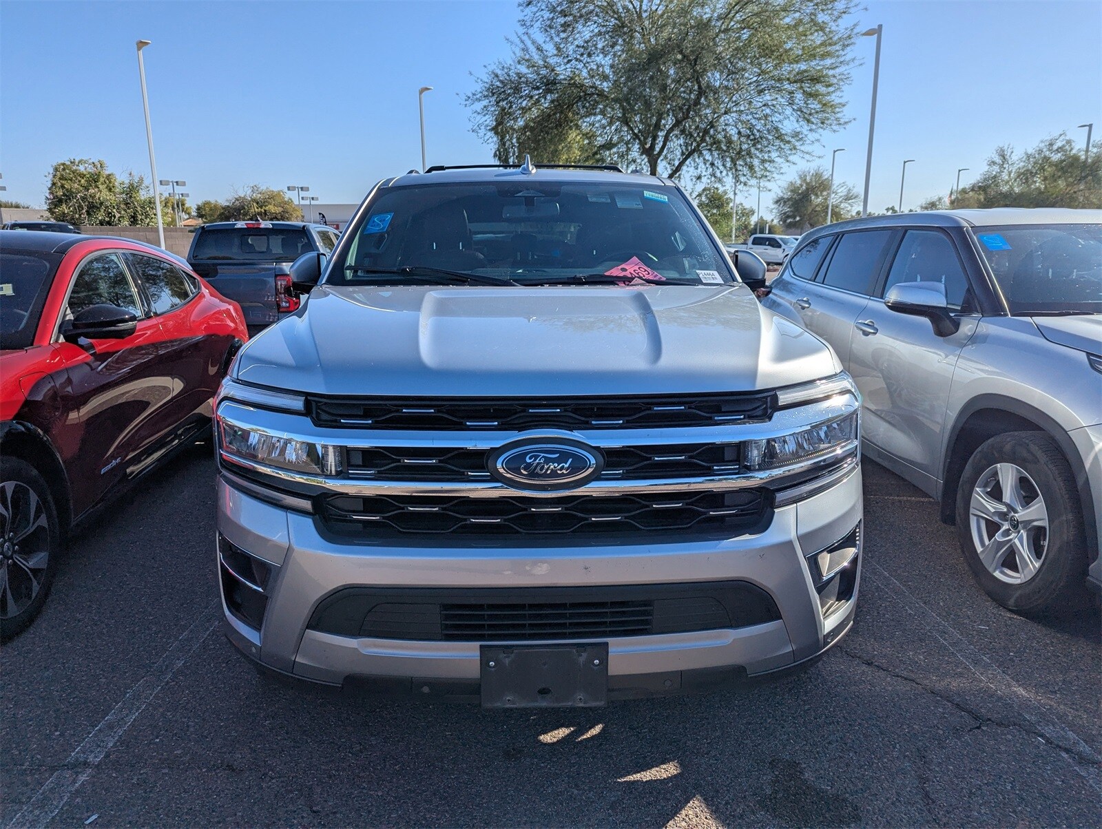 2024 Ford Expedition Limited photo 2