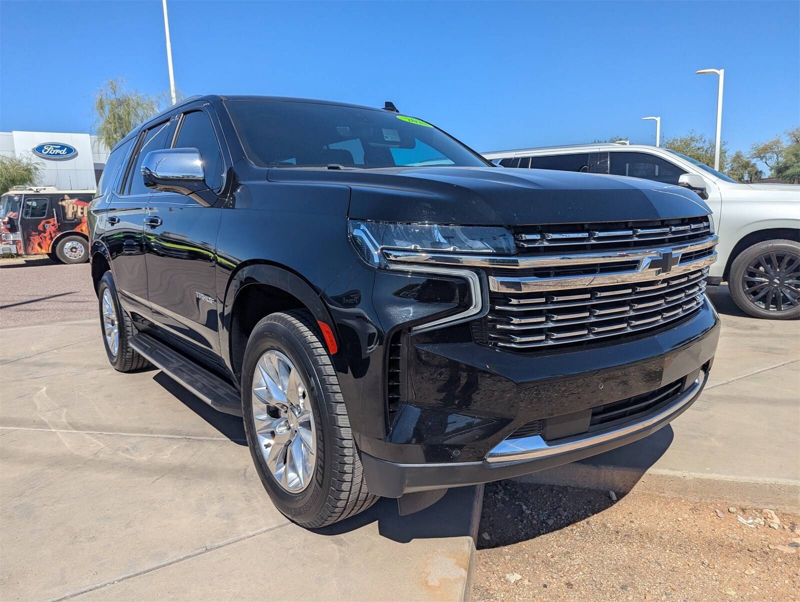 2021 Chevrolet Tahoe Premier photo 2