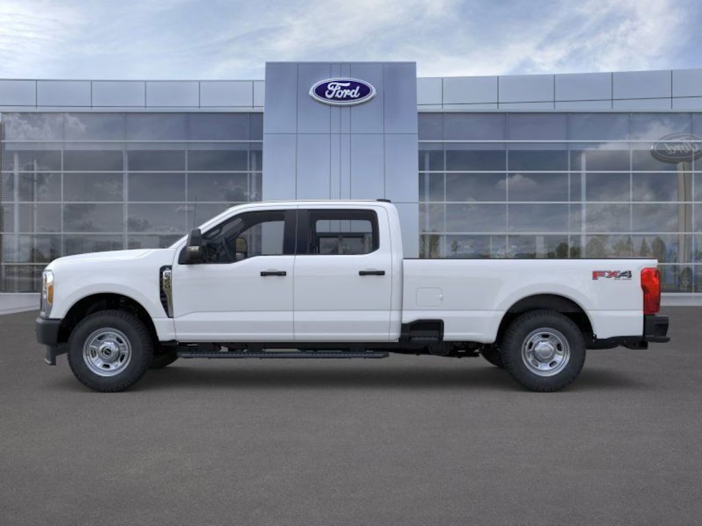 New 2026 Ford F-350 XL Truck Crew Cab