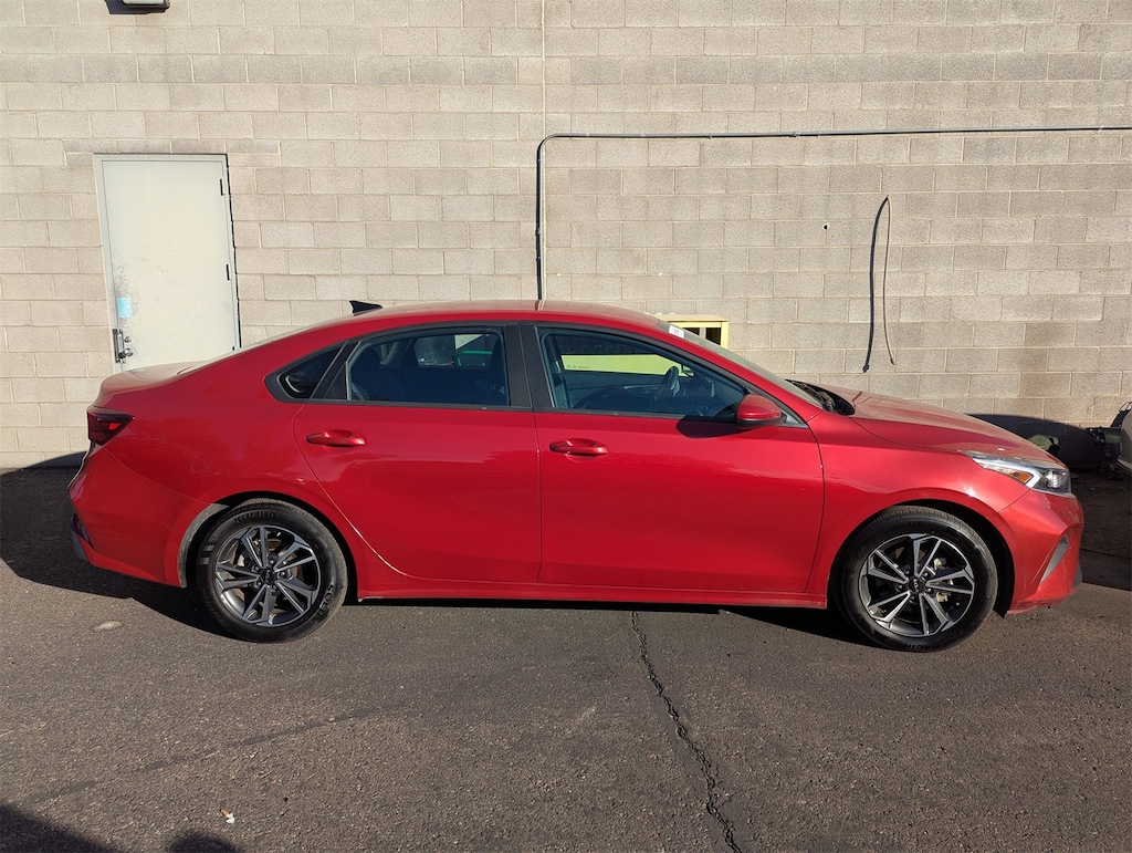 Used 2024 Kia Forte LXS Sedan