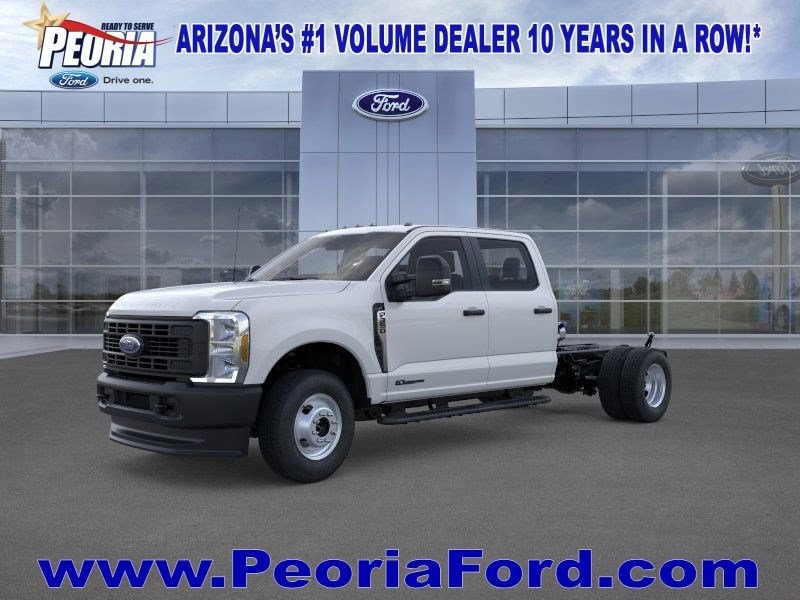 2025 Ford F-350 Super Duty Chassis Cab XL's photo