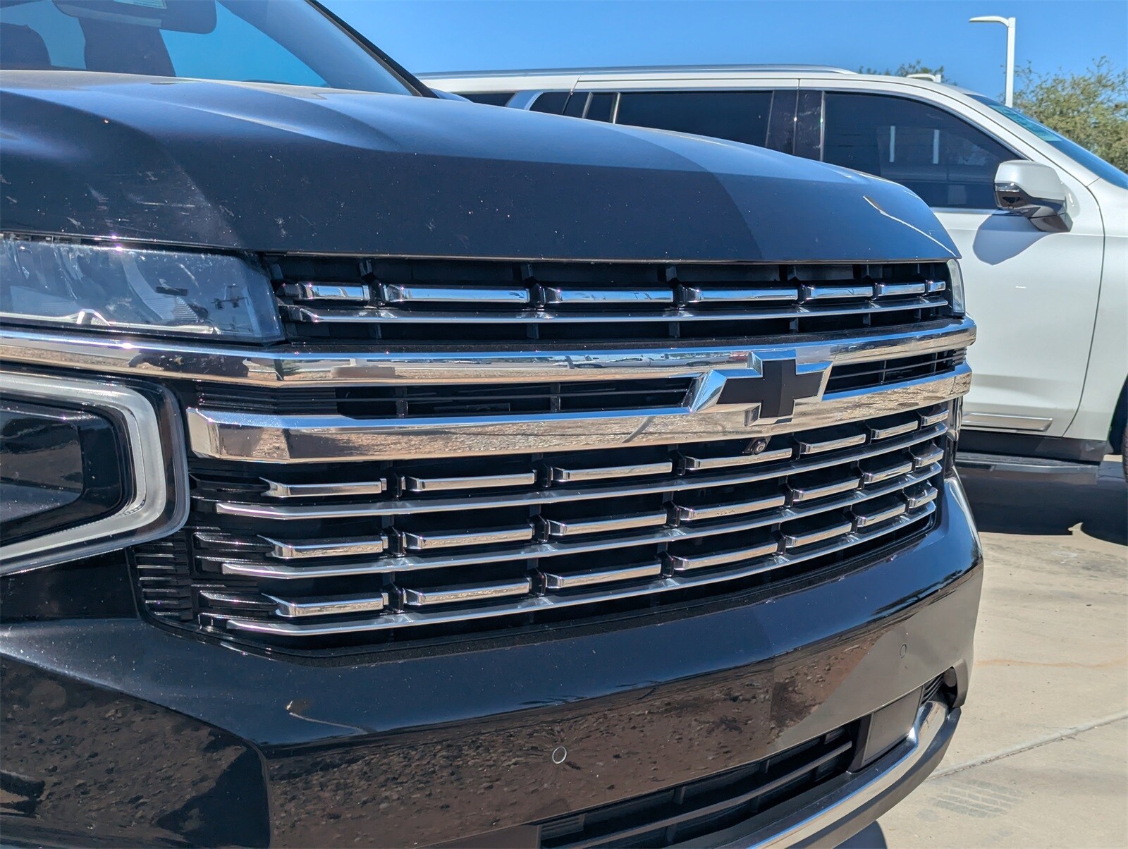 2021 Chevrolet Tahoe Premier photo 3
