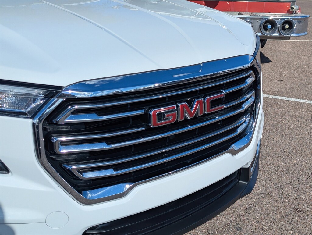 Used 2024 GMC Terrain SLT SUV