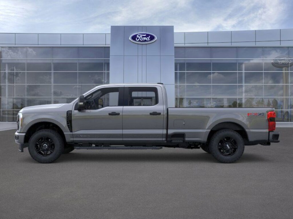New 2026 Ford F-350 XL Truck Crew Cab