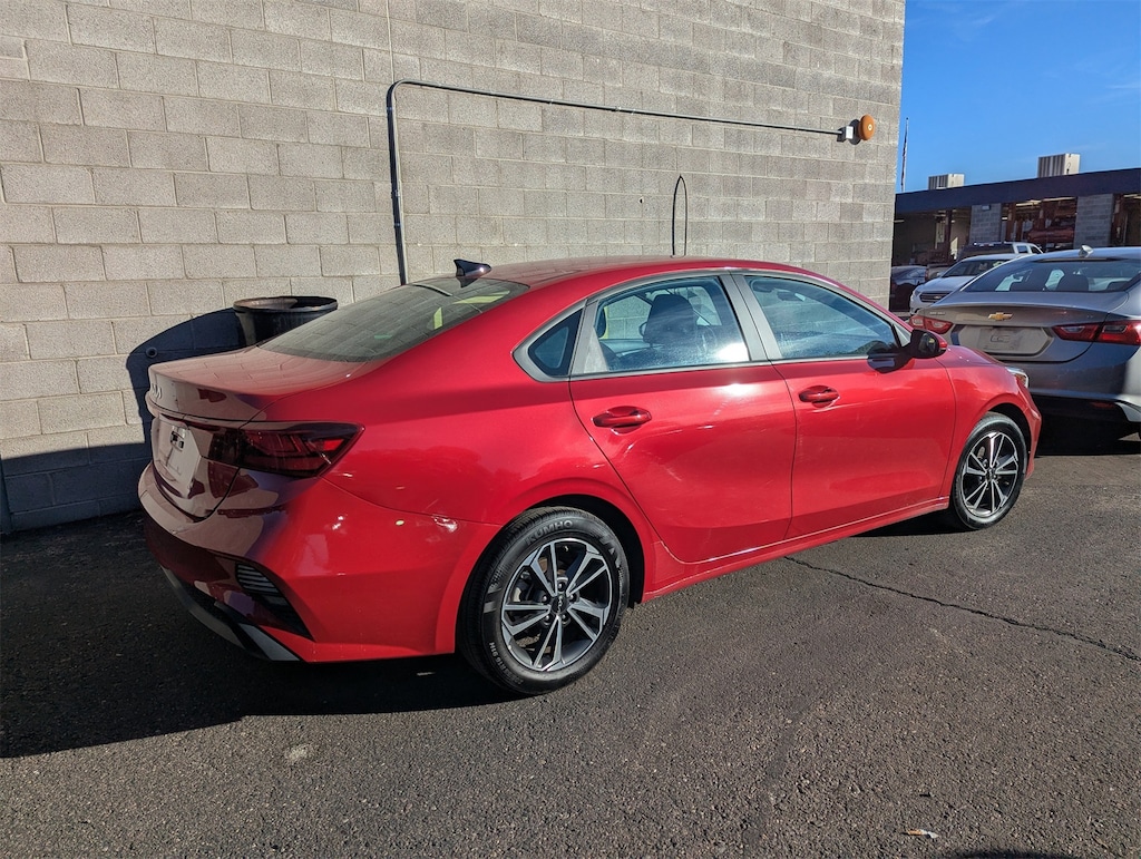 Used 2024 Kia Forte LXS Sedan