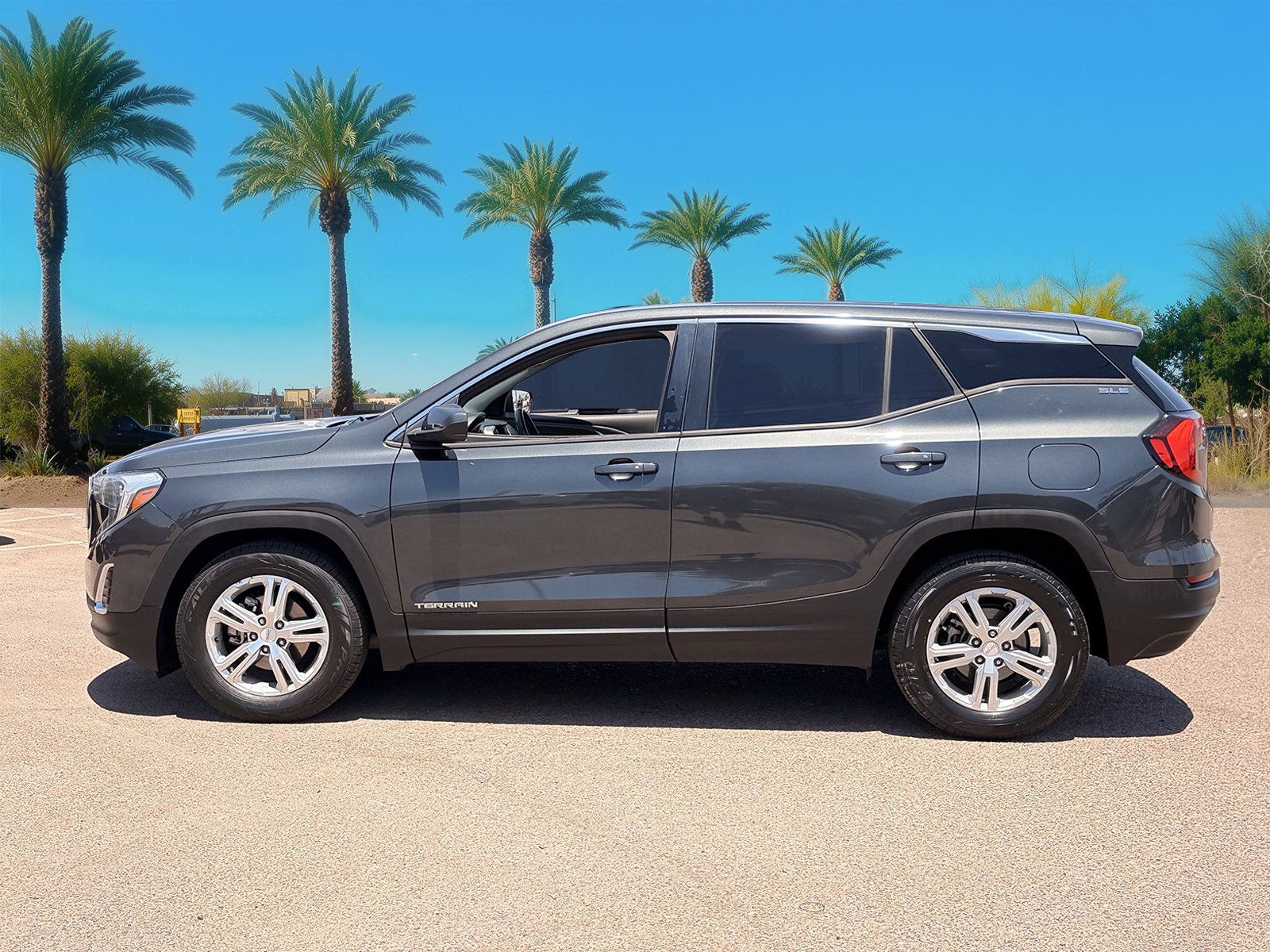 View vehicle photo 2