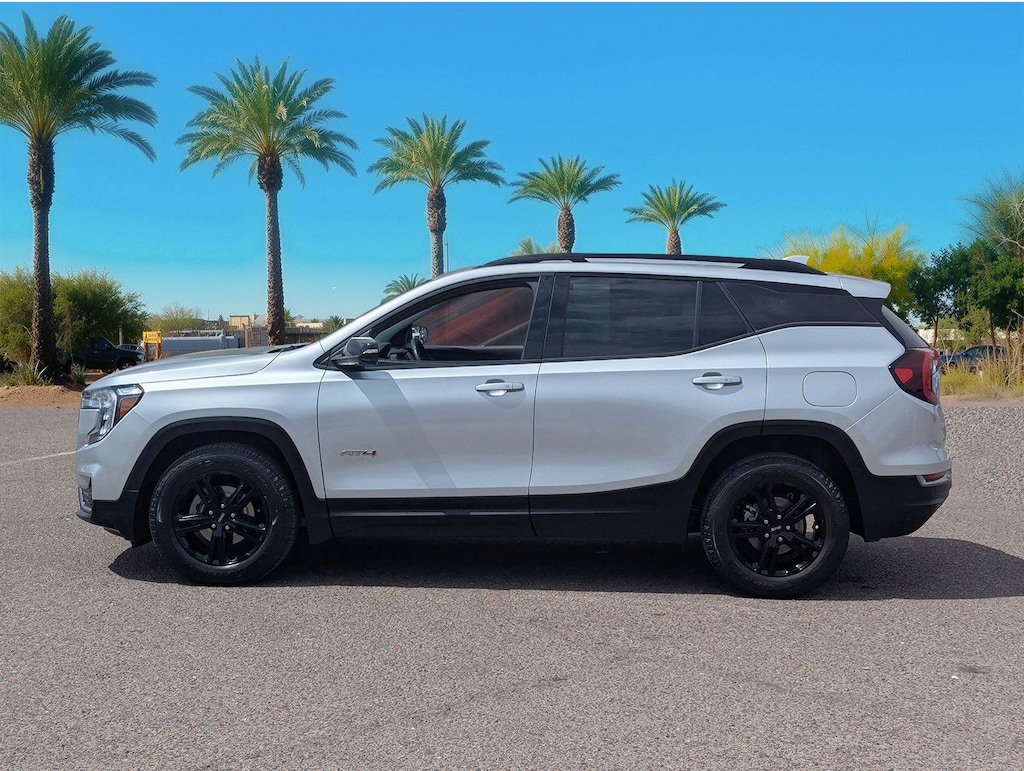 Used 2022 GMC Terrain AT4 SUV