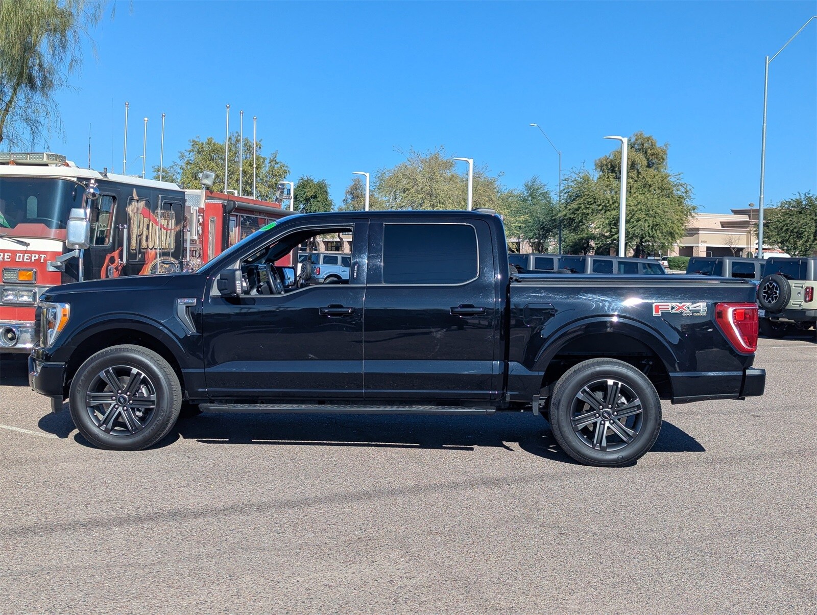 2022 Ford F-150 XLT photo 3