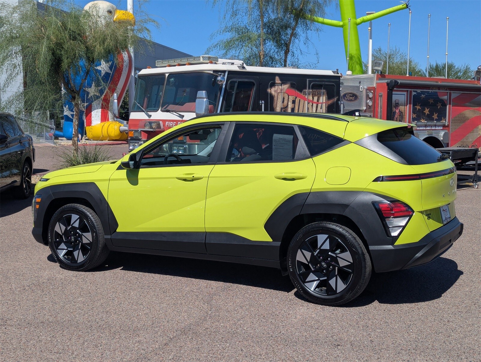 2024 Hyundai Kona SEL photo 3