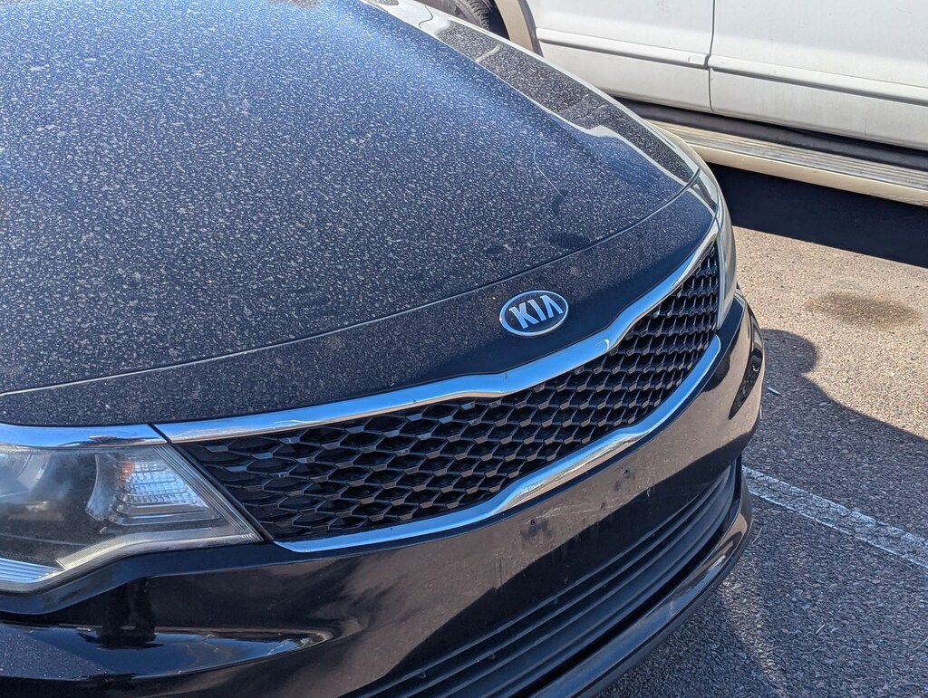 Used 2018 Kia Optima LX Sedan