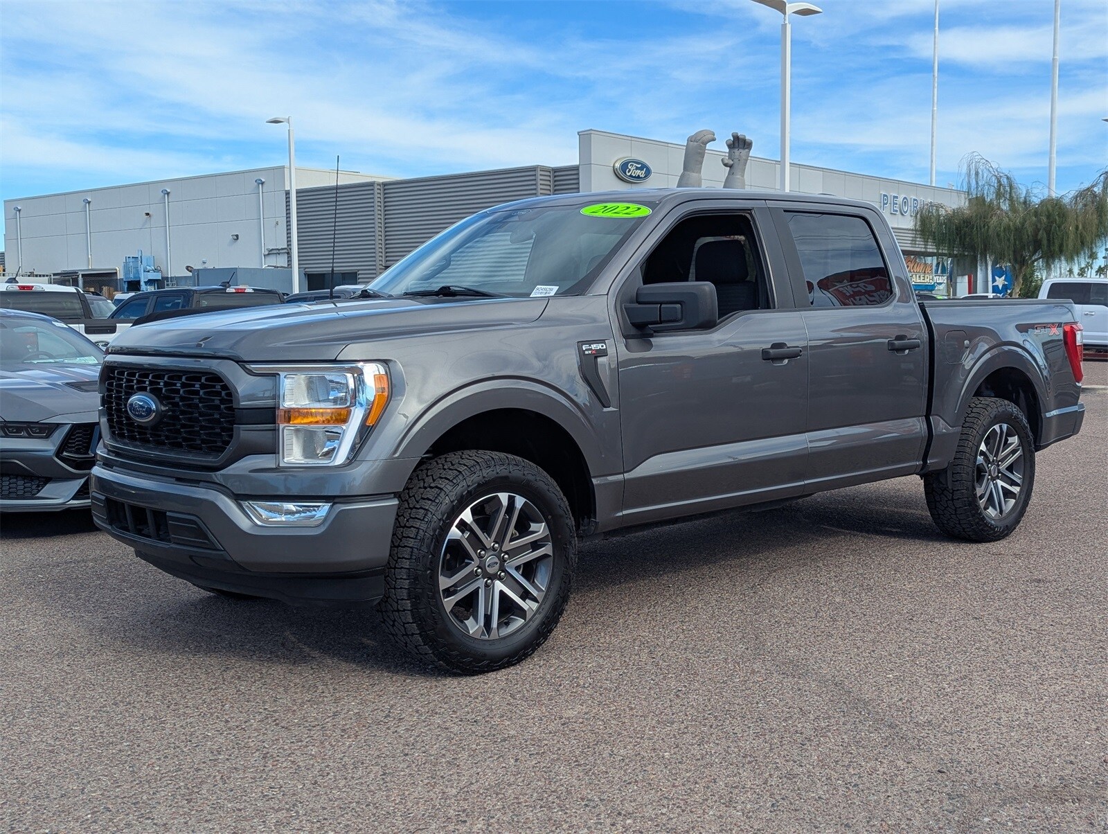 2022 Ford F-150 XL photo 2
