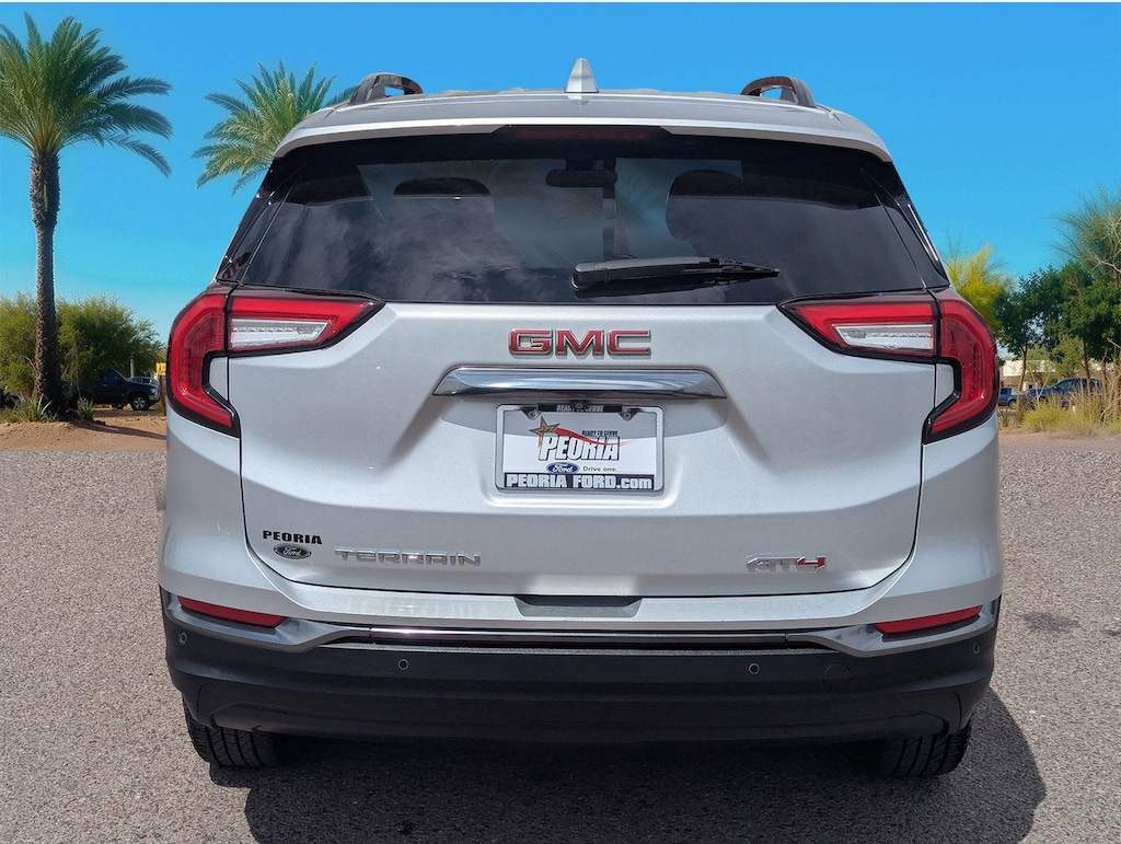 Used 2022 GMC Terrain AT4 SUV