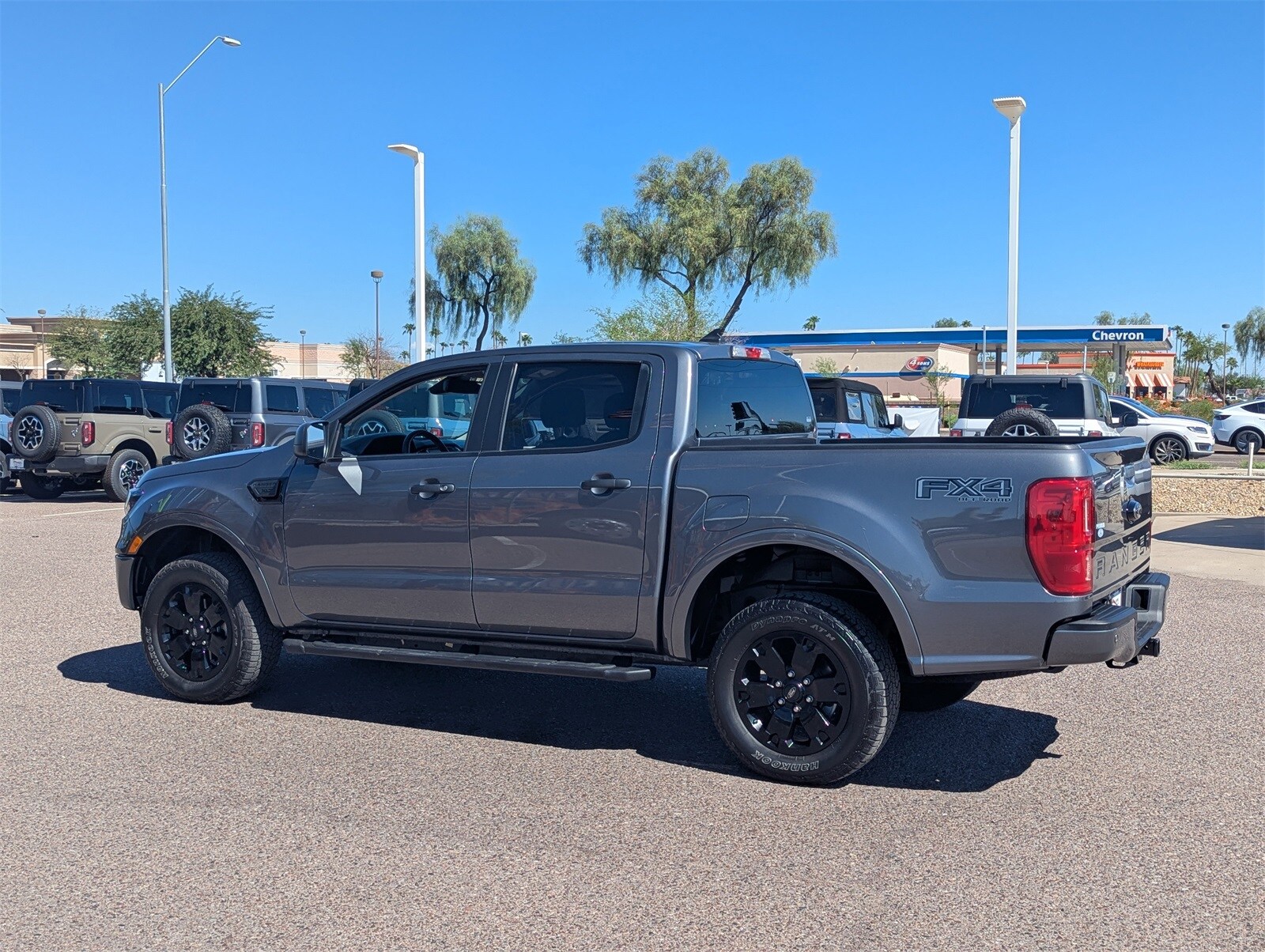2023 Ford Ranger XLT photo 3