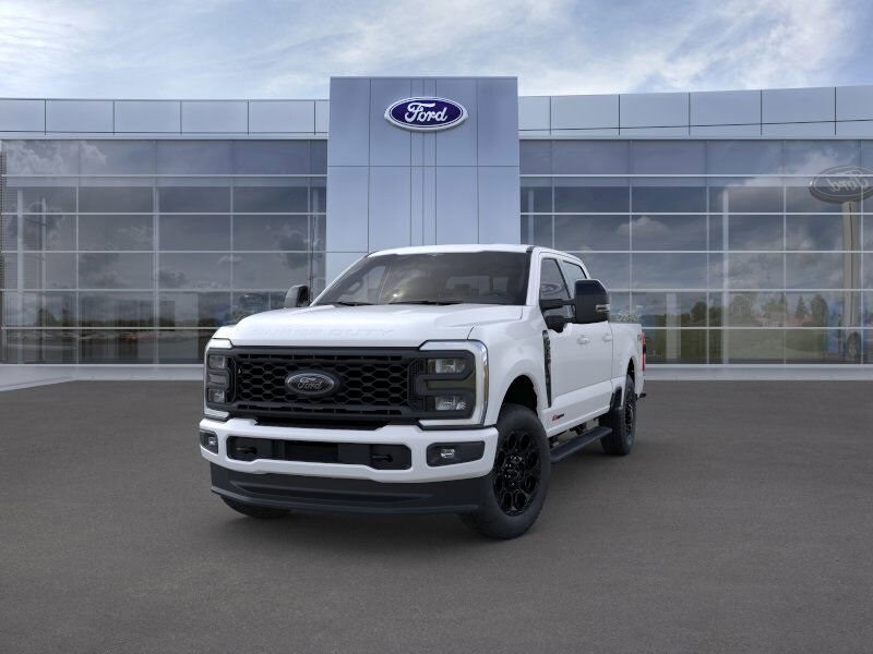 2025 Ford F-250 Lariat photo 2