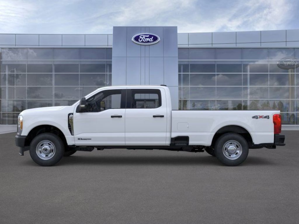 New 2026 Ford F-250 XL Truck Crew Cab