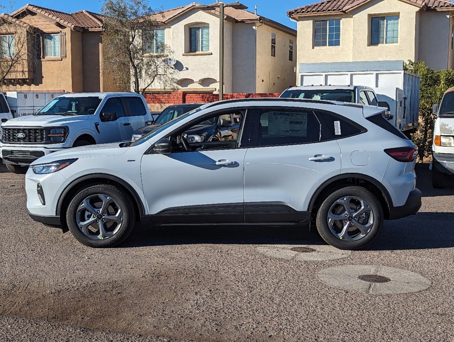 2025 Ford Escape Active photo 2