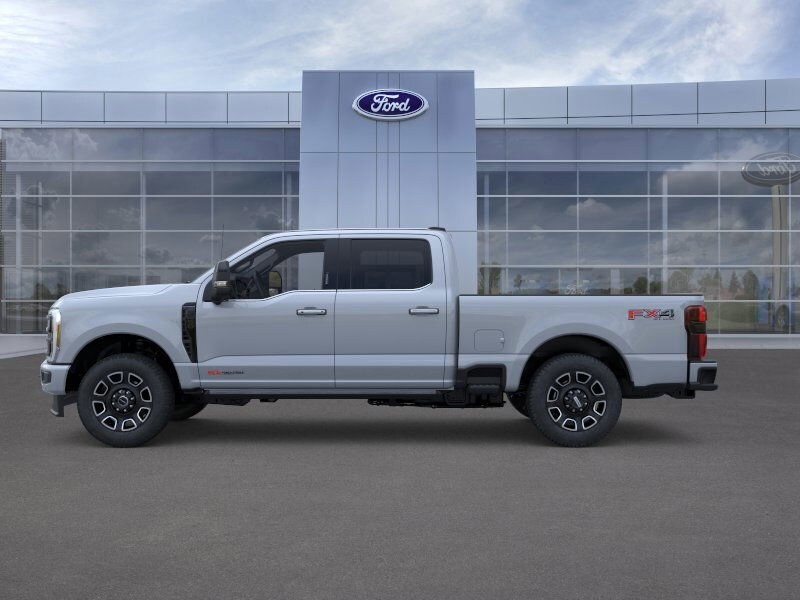 2026 Ford F-250 Platinum photo 3