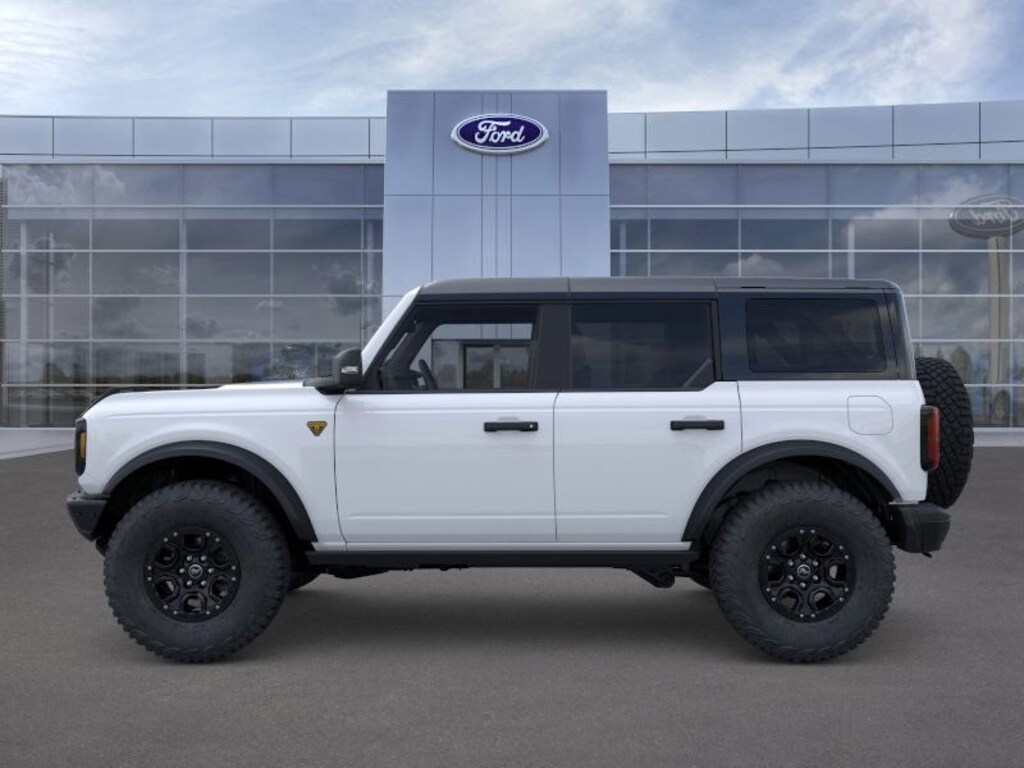 New 2025 Ford Bronco Badlands SUV